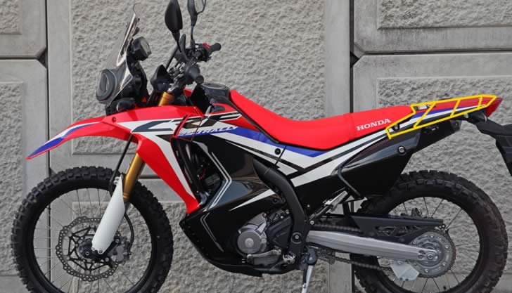 CRF250RALLYリアカウル