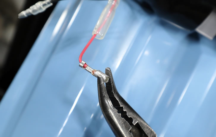 メスのギボシ端子を小さくする