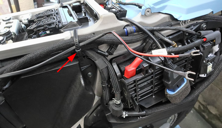 DR-Z4SM(ER1AH)Dユニットの配線固定