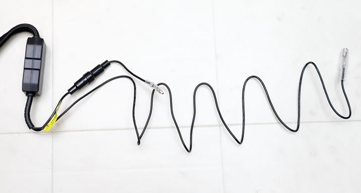 デイトナ2ポートUSB電源の電源ケーブル