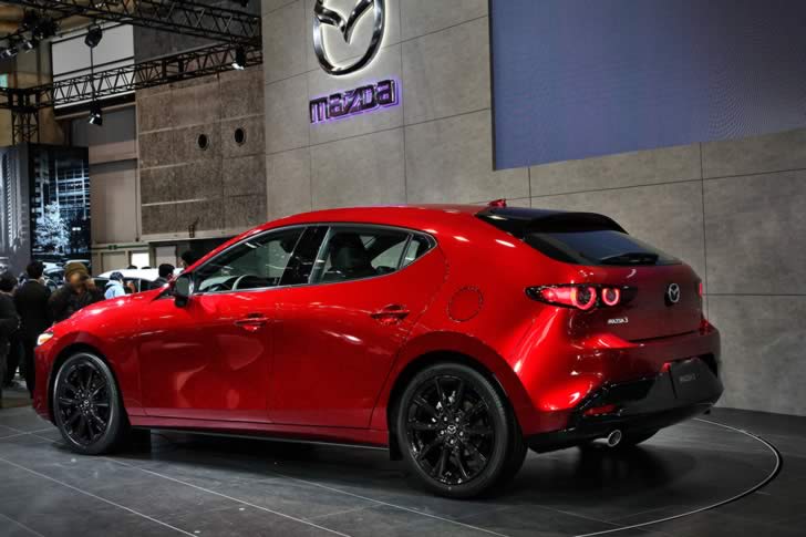 MAZDA3