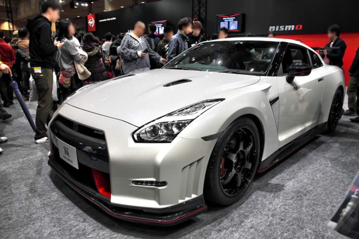 NISSAN GT-R NISMO