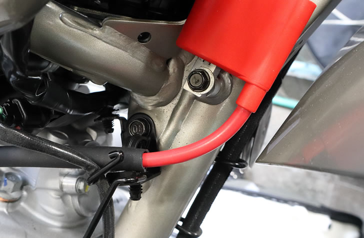 KLX230SHERPA（LX232A)プラグコード