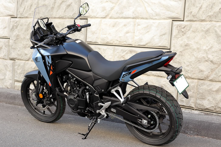 NX400(NC65)右後斜め上