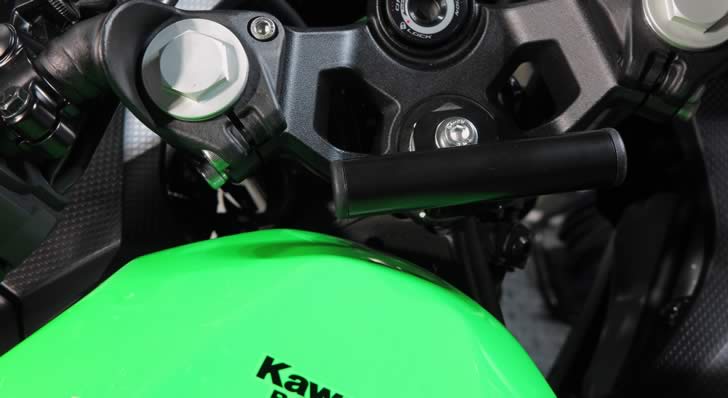 Ninja400アクセサリーバー