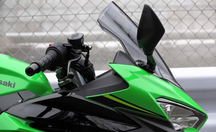 Ninja400大型ウインドシールド