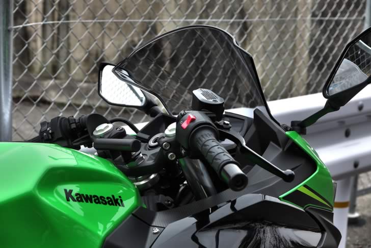 Ninja400大型ウインドシールド