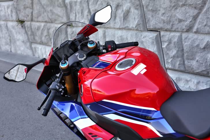 CBR1000RR-Rライポジ