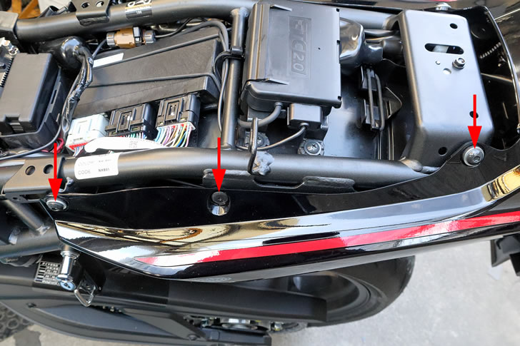 CB1000F(SC94)リアカウルのボルト類