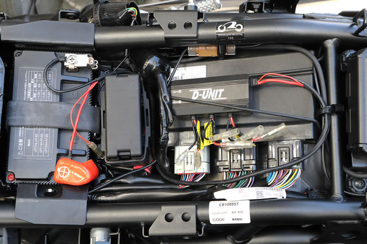 CB1000F(SC94)DユニットでACC電源の増設