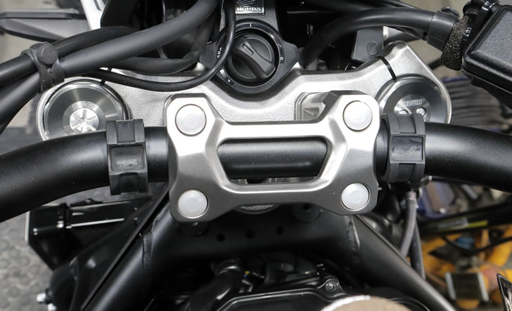 CB1000F(SC94)USB電源ソケットの設置場所