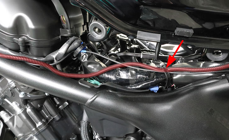 CB1000F(SC94)USB電源の配線2