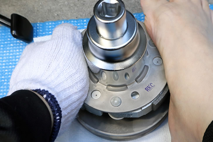 JOG125（SEJ5J)クラッチ分解