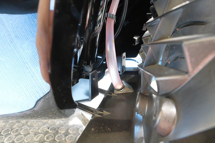 NMAX155（SG92J)センターロアカバーのドレンホース